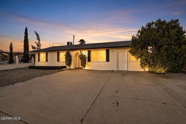 Foto del edificio - 11524 Meadowbrook Dr