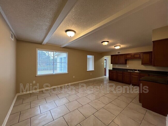 Foto del edificio - 4330 Merlcrest Cove