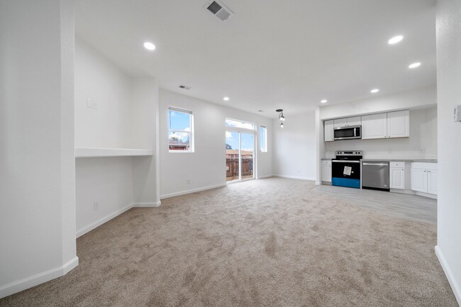 Building Photo - 50% OFF FIRST MONTH!!! - Brand new Townhome