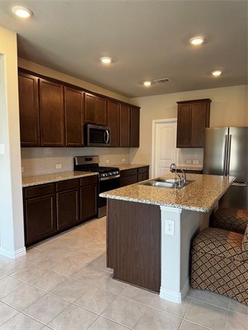 Foto del edificio - 4108 Baird Ln