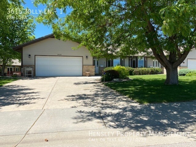 Primary Photo - 3615 Jolly Ln