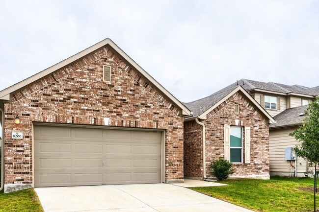 Building Photo - 8200 Knoxville Trl