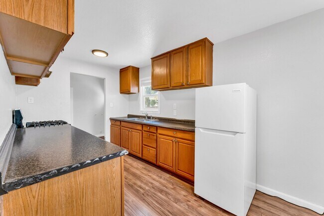 Foto del edificio - 916 Poplar Ave