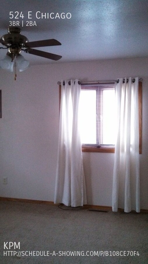 Building Photo - 3 BED | 2 BATH | SINGLE LEVEL | NORTH