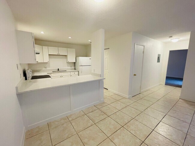 Foto del edificio - 4758 Sunny Palm Cir