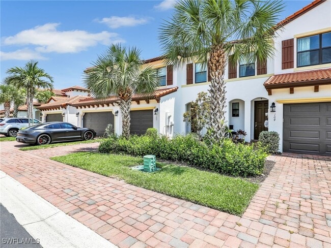 Building Photo - 15851 Portofino Springs Blvd