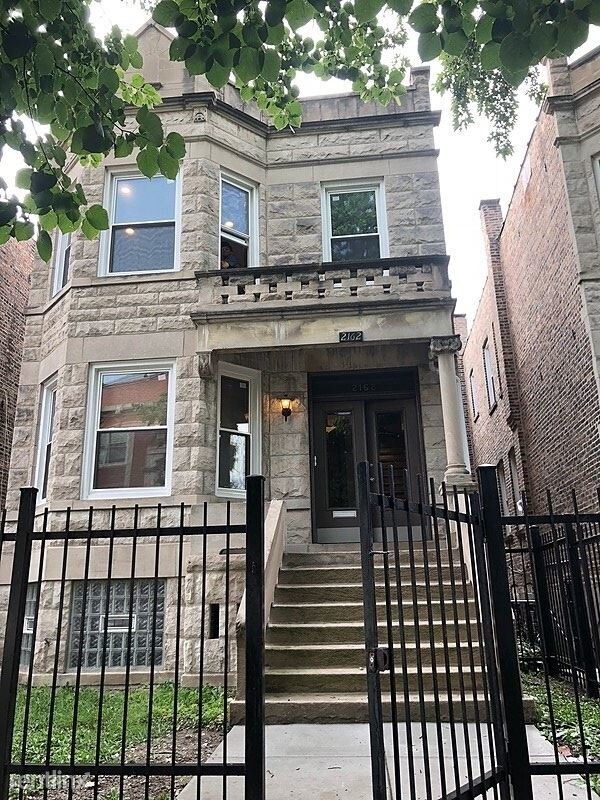 Primary Photo - 2162 S Millard Ave