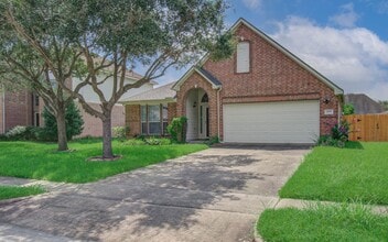 Building Photo - 1519 Mustang Crossing