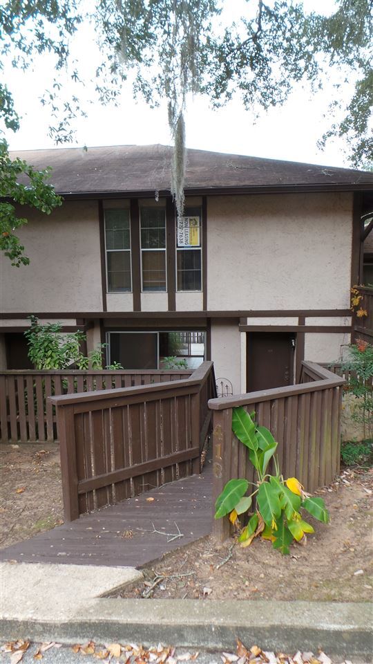 Building Photo - 418 Westwood Dr
