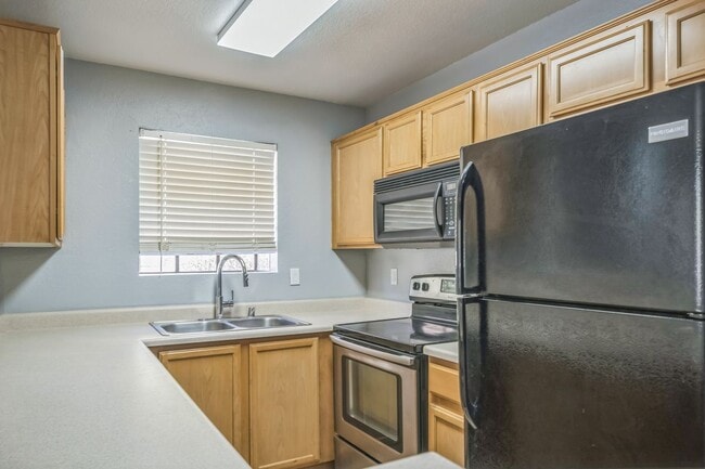 Building Photo - 2967 Juniper Hills Blvd