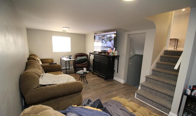 Building Photo - 4 Wingert Rd