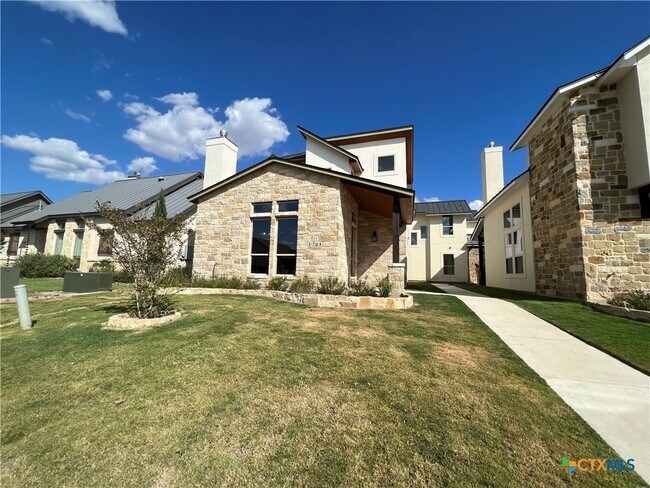 Building Photo - 1704 Gruene Vineyard Crossing