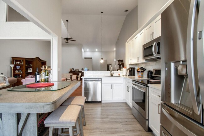 Photo - 202 Sabal Palm Ln House