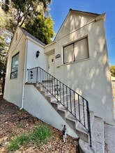 Building Photo - 16922-16922 Harvard Ave