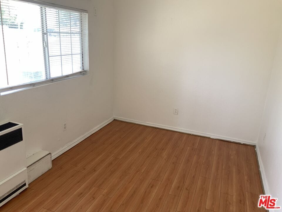 Foto del edificio - 1320 N Mt Vernon Ave