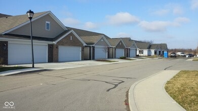 Building Photo - 9732 Highpoint Ridge Dr
