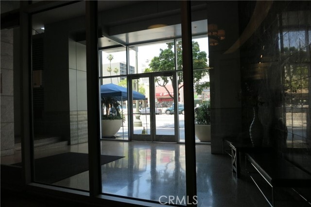 Foto del edificio - 3810 Wilshire Blvd