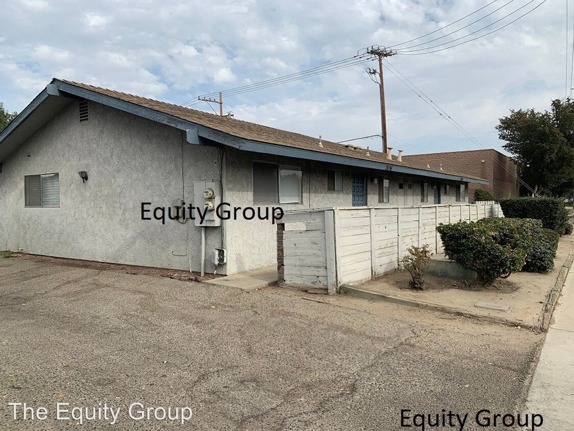 Primary Photo - 2434-2440 W Caldwell Ave