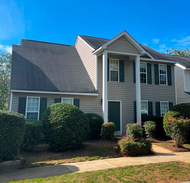 Foto del edificio - 153 Danesway Dr