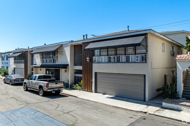 Building Photo - 125 Ximeno Ave.