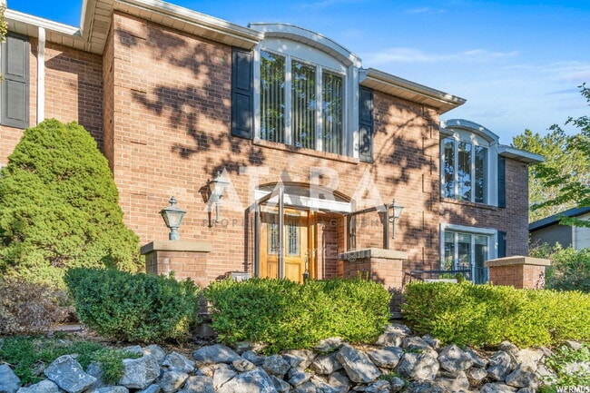 Photo - 1577 E Tomahawk Dr House