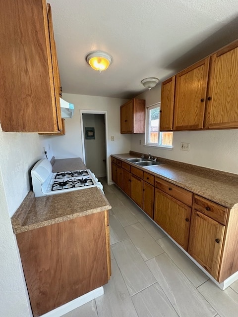 Building Photo - 1120 School St