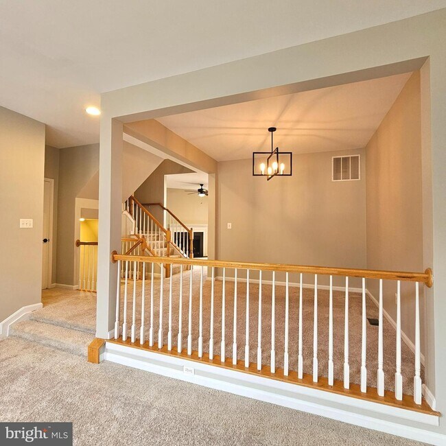Building Photo - 3307 Beechcliff Dr