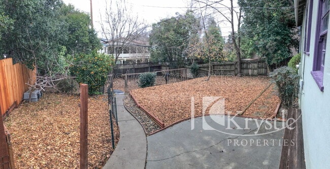 Foto del edificio - 8 Fairview Ave