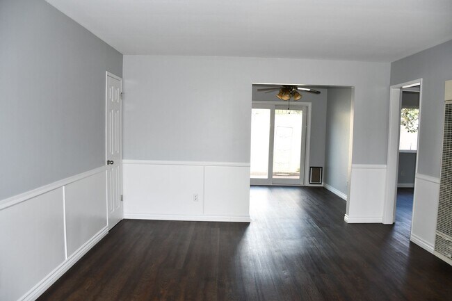 Building Photo - 660 S Glassell St