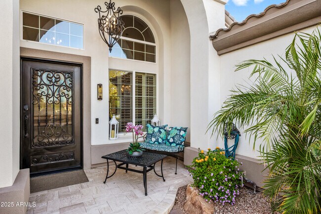 Foto del edificio - 1817 E Willow Tree Ct