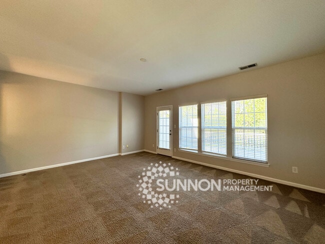 Building Photo - Spacious 3-Bedroom, 3.5-Bath Townhome off ...