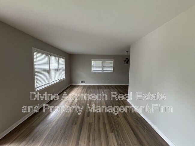 Foto del edificio - 1128 50th St Ensley