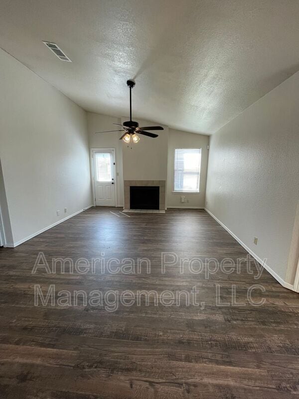 Building Photo - 13140 E 44th St