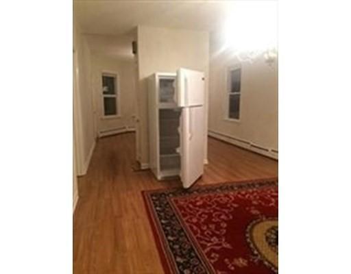 Building Photo - 3 bedroom in New Bedford MA 02744