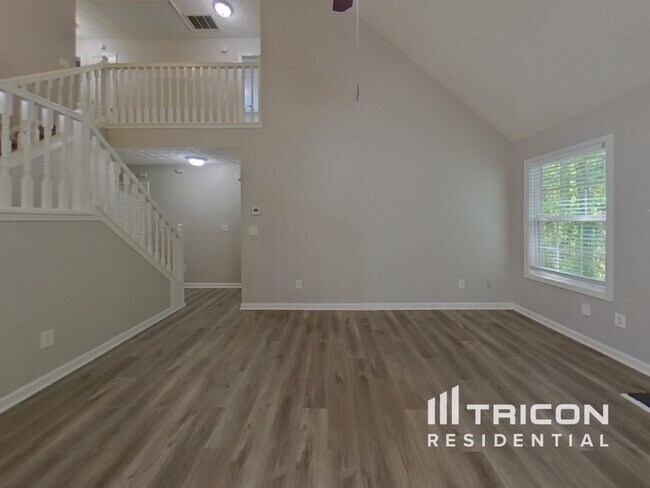 Building Photo - 7485 Ferrara Dr