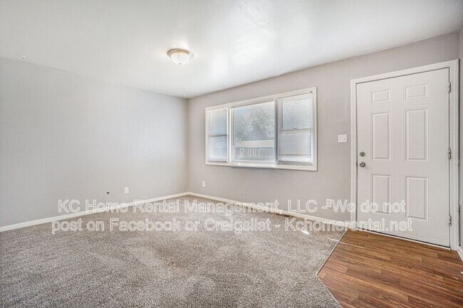 Foto del edificio - 620 N 13th Terrace