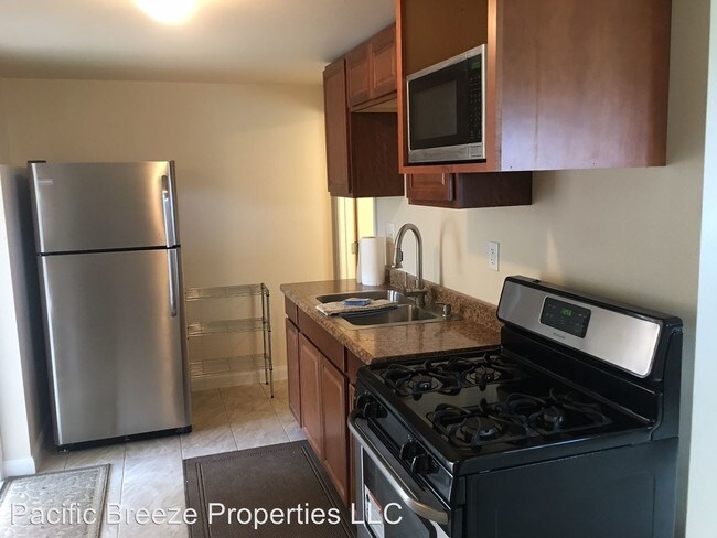 Building Photo - Studio, 1 bath House - 76-6138 Plumeria Road