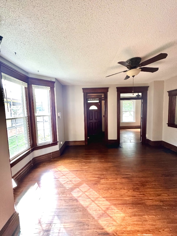 Building Photo - 1211 21st St