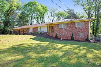 Building Photo - 2837 Hermosa Dr