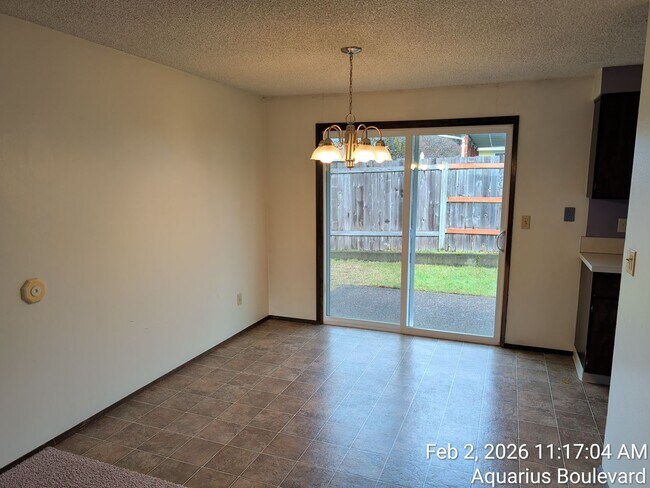 Foto del edificio - 3309 Aquarius Blvd