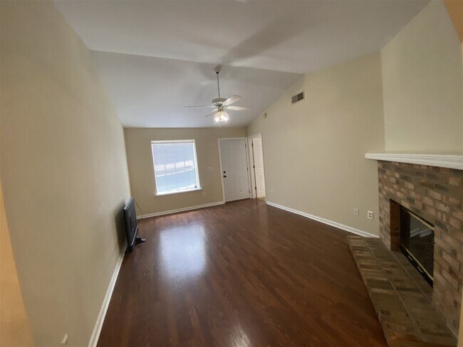 Building Photo - 3962 Gaffney Loop