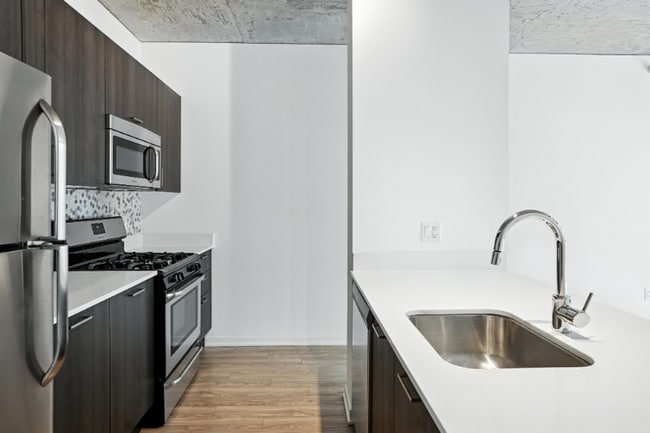 Foto del edificio - 1369 S Wabash Ave