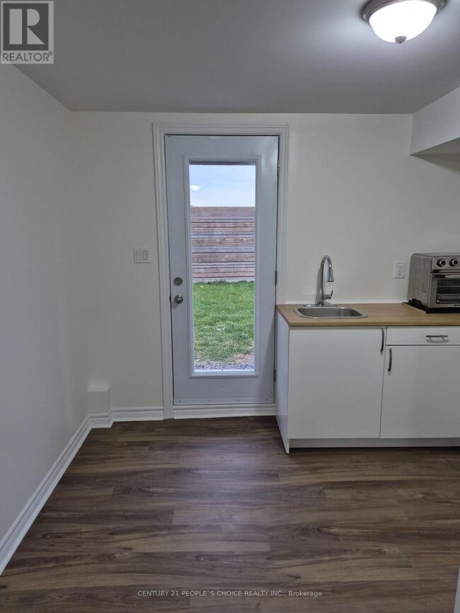 Building Photo - 124 Sailors Landing