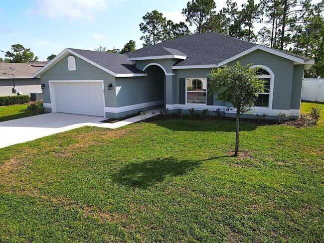 Building Photo - 37 Pine Croft Ln