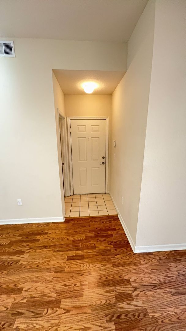 Foto del edificio - Beautiful 2 Bedroom 2 bath condo for Rent ...