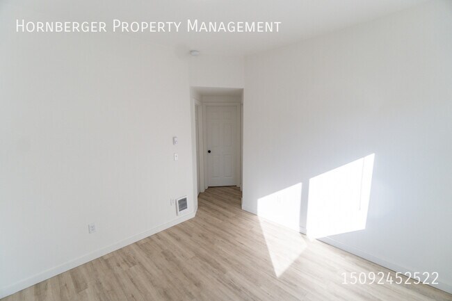 Foto del edificio - 1904 E Dalton Ave