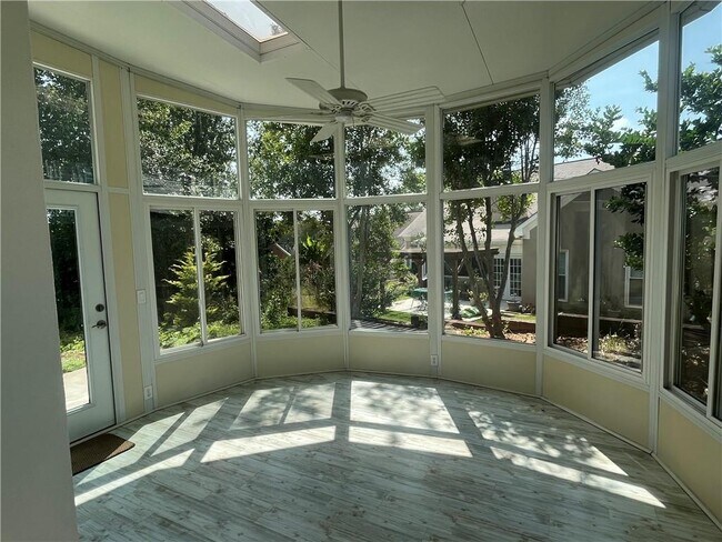 Foto del edificio - 972 Bridgegate Dr NE