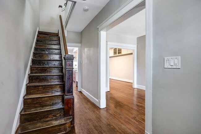 Foto del edificio - 821 Kentucky Ave SE