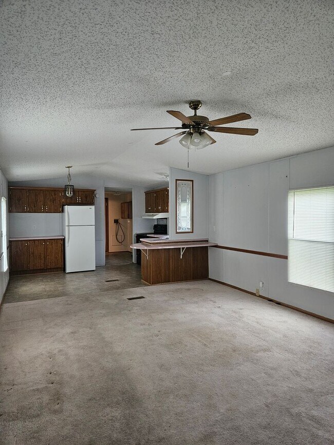 Foto del edificio - 2 Bedroom, 2 Bath Mobile Home in Yorktowne, Winchester!