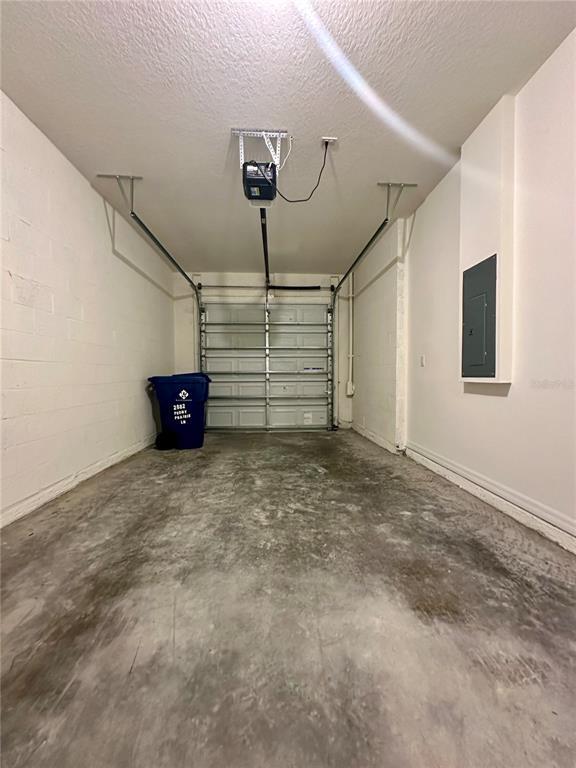 Building Photo - 2882 Peony Pr Ln